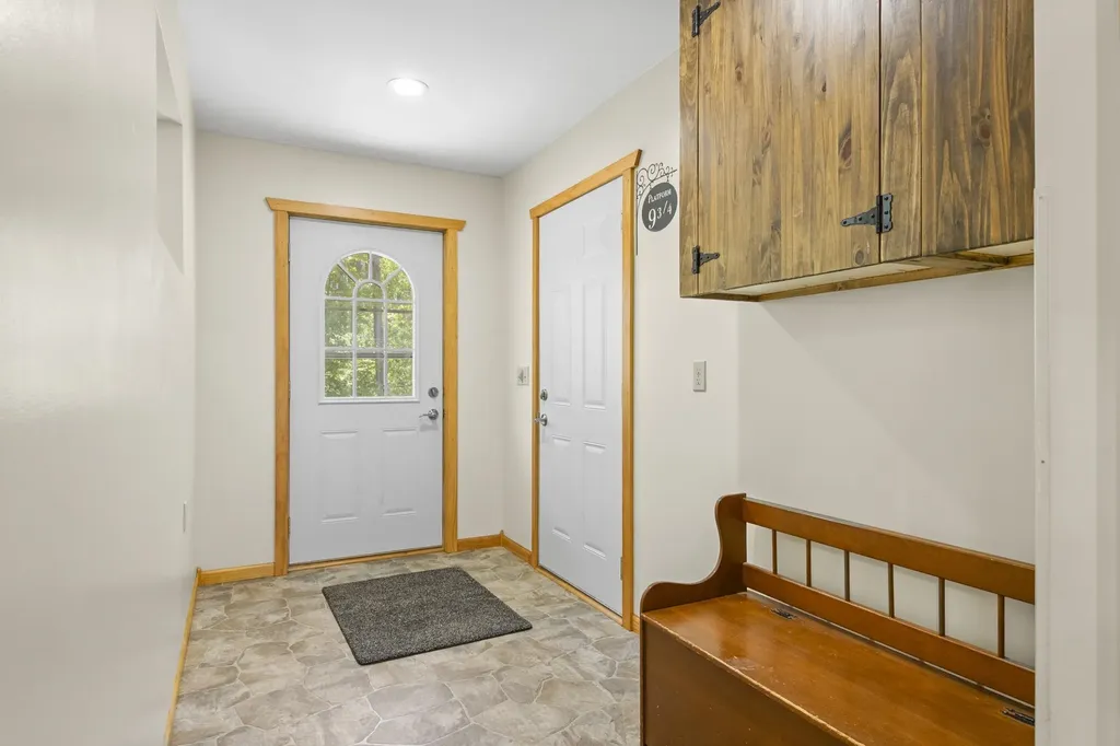 2901 Woodqueen Trail Paradise Township MI 49649