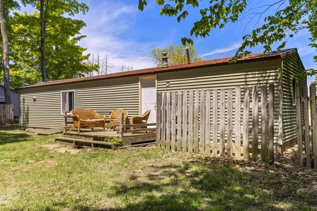 9077 Homestead Road Benzonia Township MI 49616