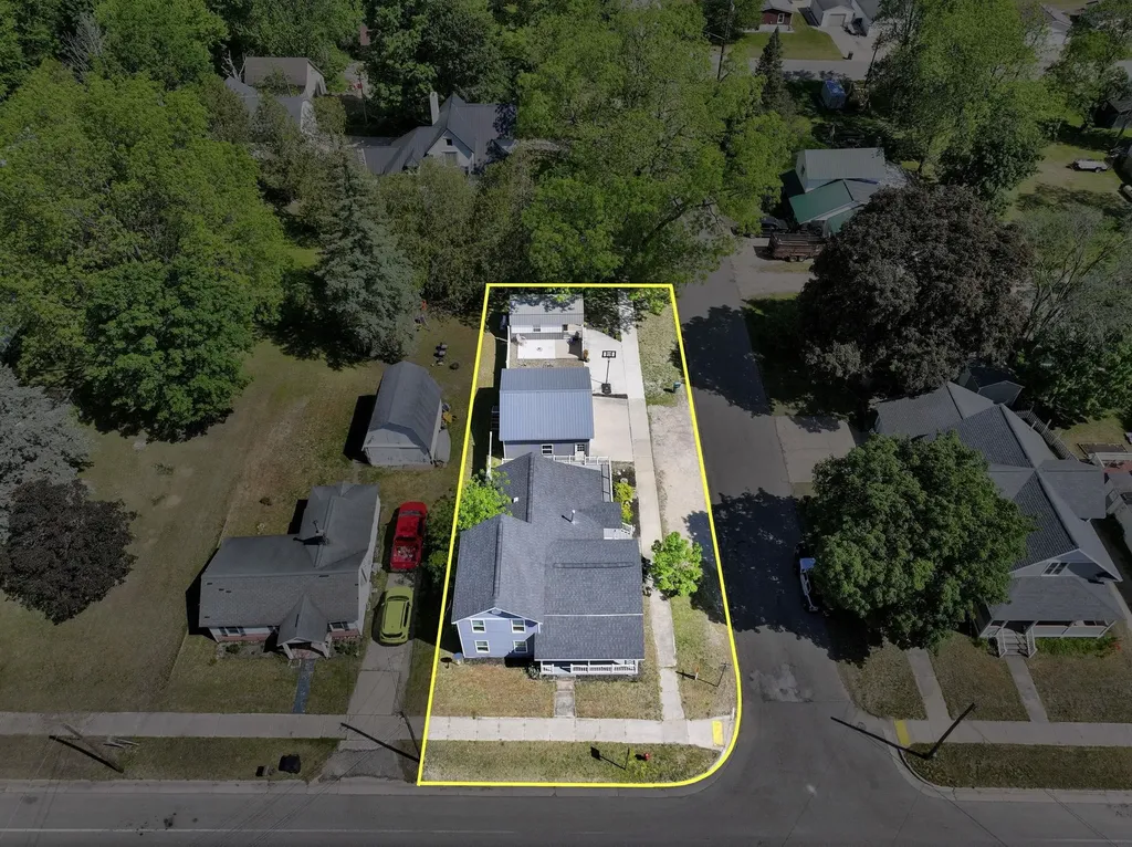 502 W Main Street Manton City MI 49663