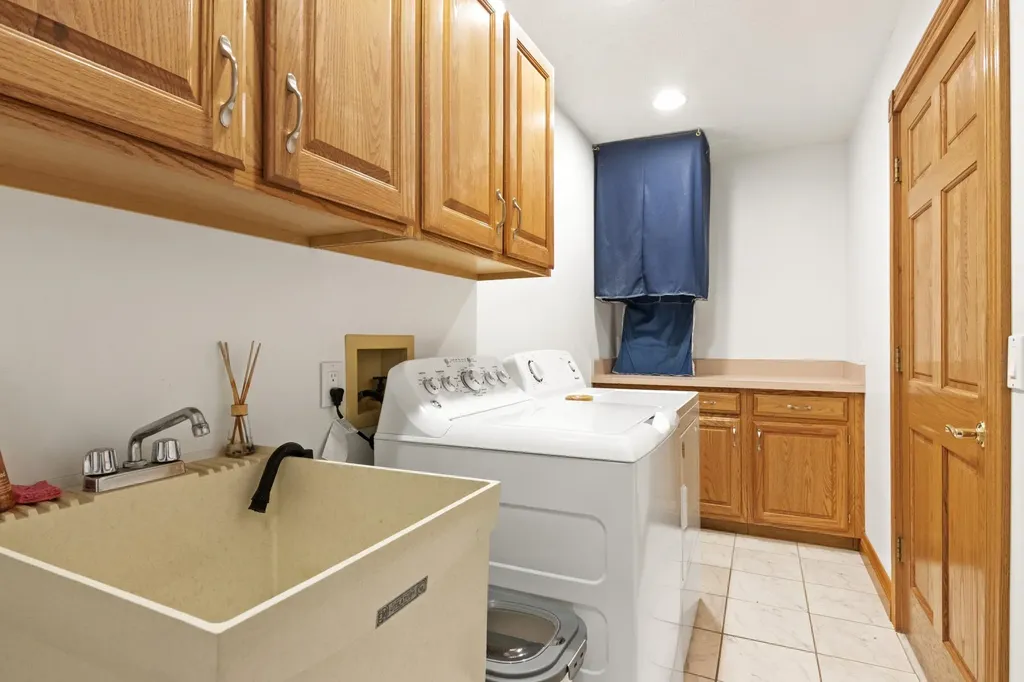 8401 S Sullivan Road Kasson Township MI 49621
