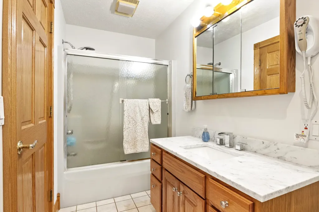 8401 S Sullivan Road Kasson Township MI 49621