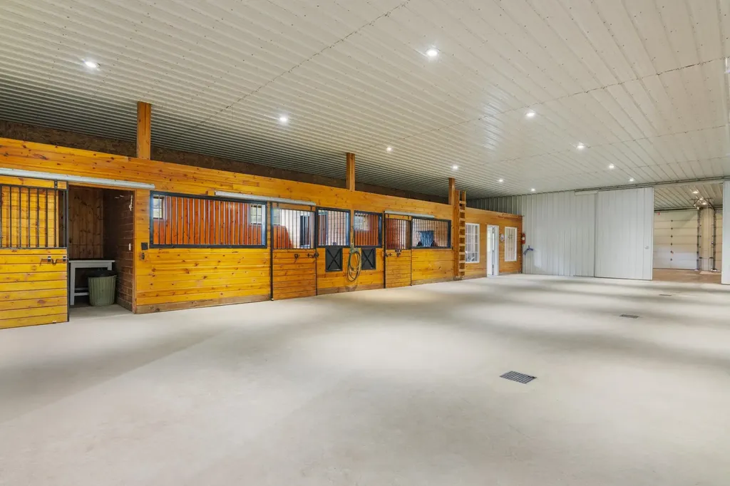 8401 S Sullivan Road Kasson Township MI 49621