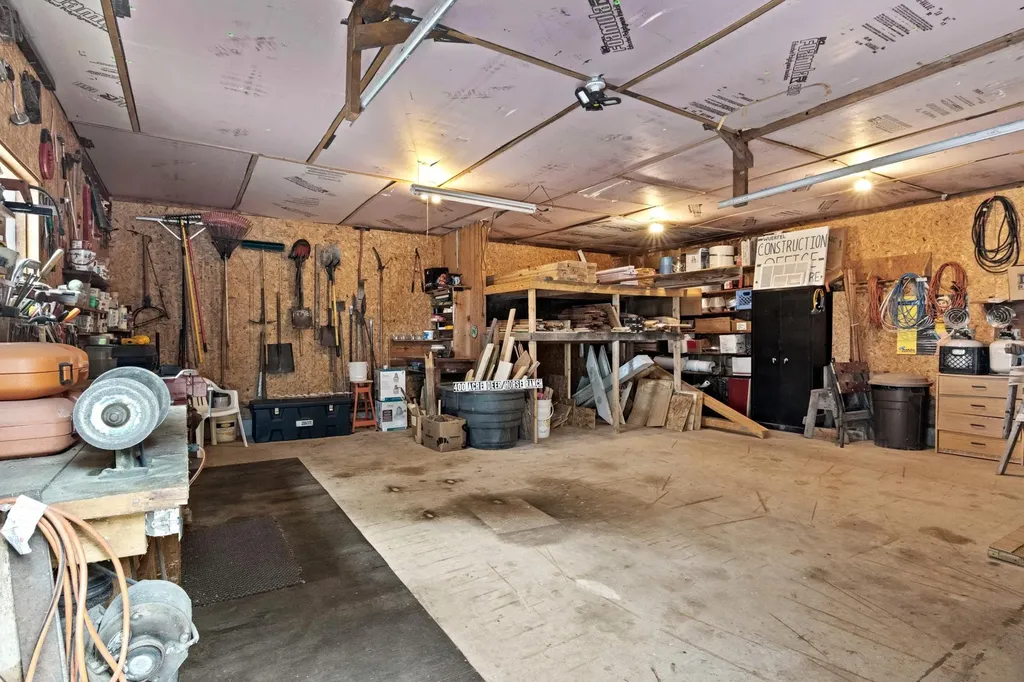 8401 S Sullivan Road Kasson Township MI 49621