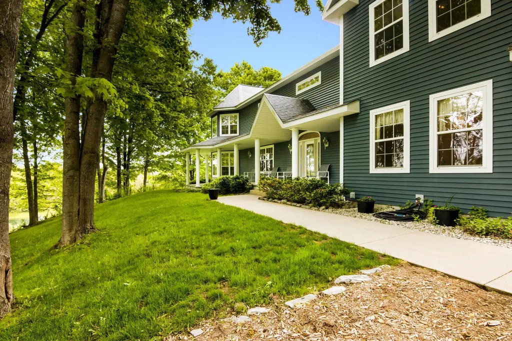 8401 S Sullivan Road Kasson Township MI 49621