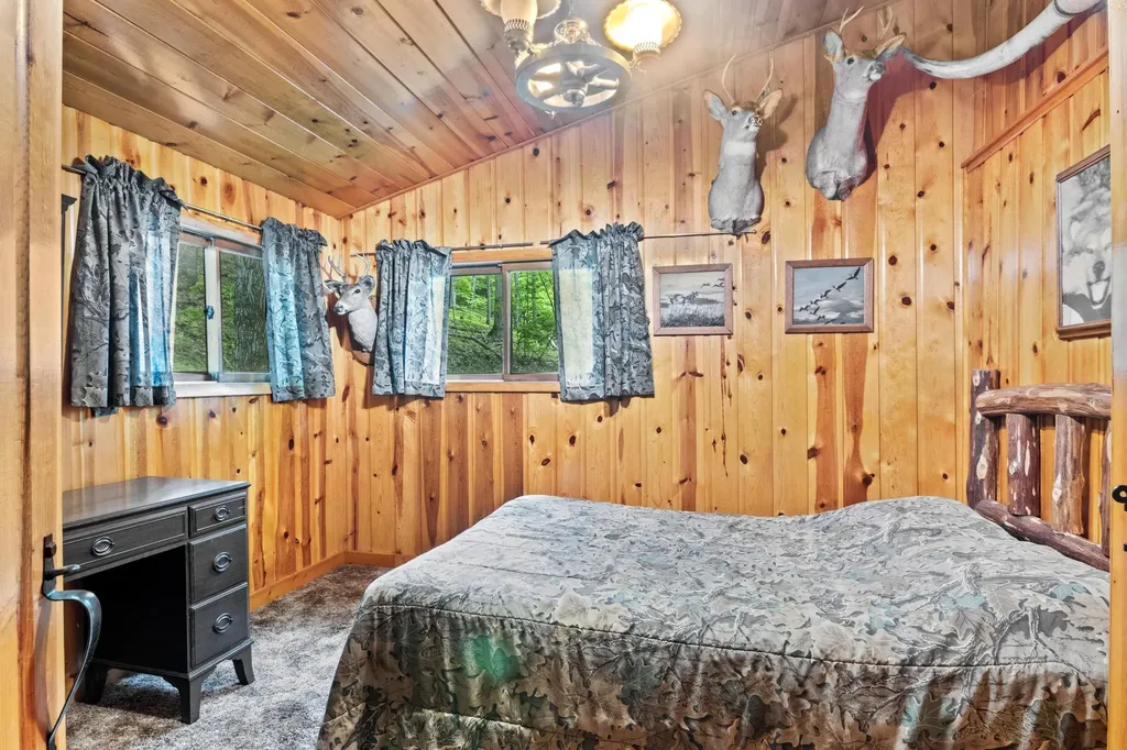 8401 S Sullivan Road Kasson Township MI 49621