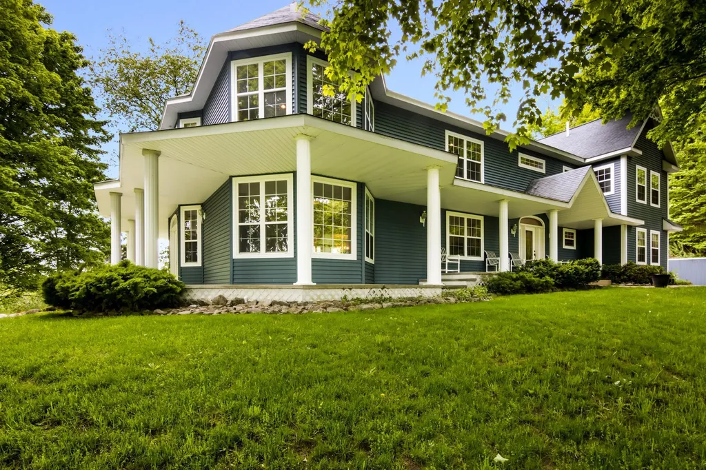 8401 S Sullivan Road Kasson Township MI 49621