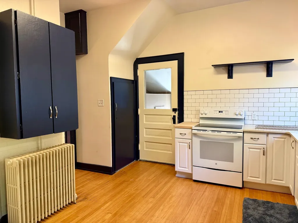 513 E Cass Street Cadillac City MI 49601