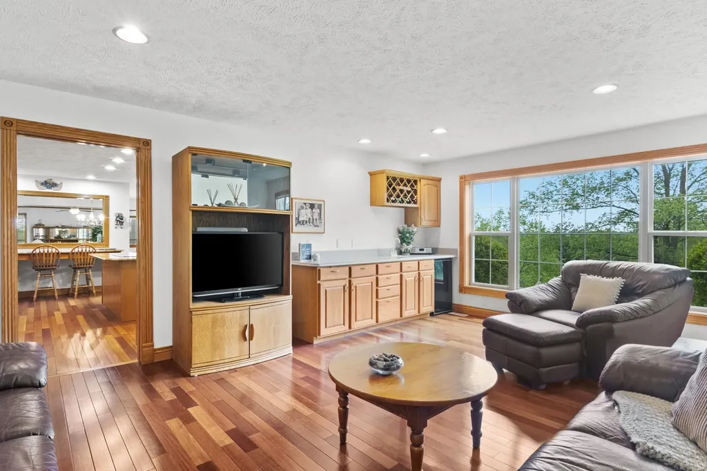 8401 S Sullivan Road Kasson Township MI 49621