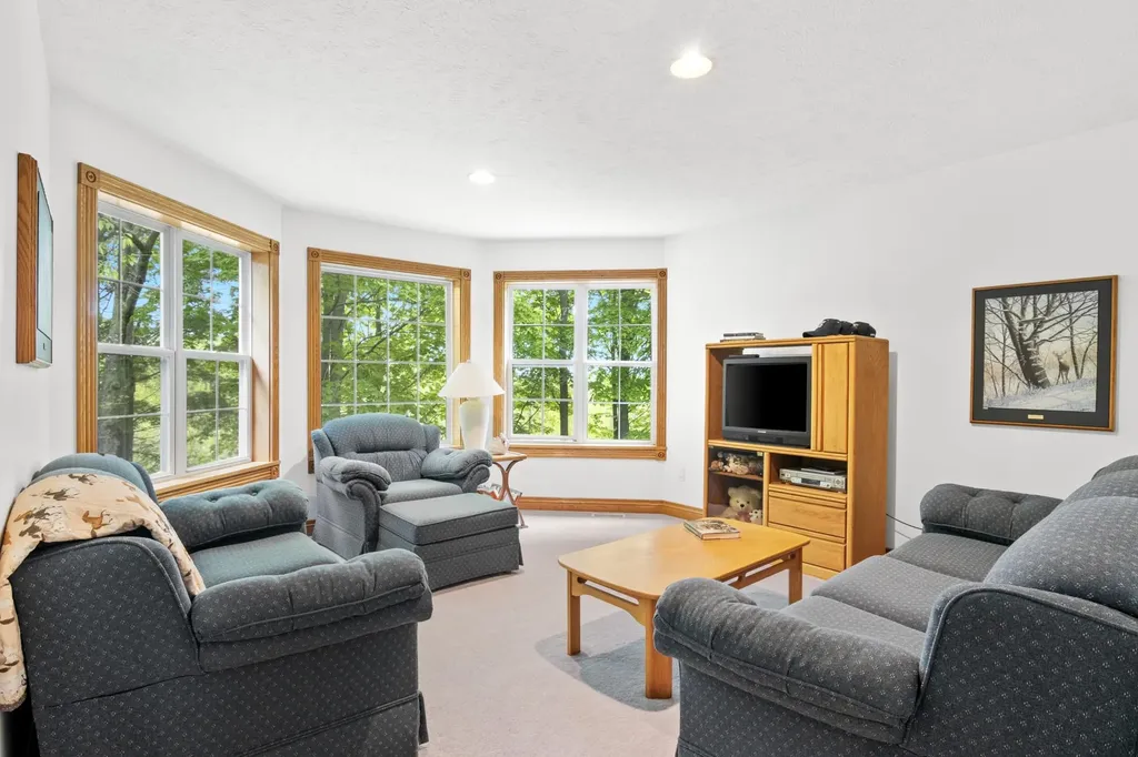 8401 S Sullivan Road Kasson Township MI 49621