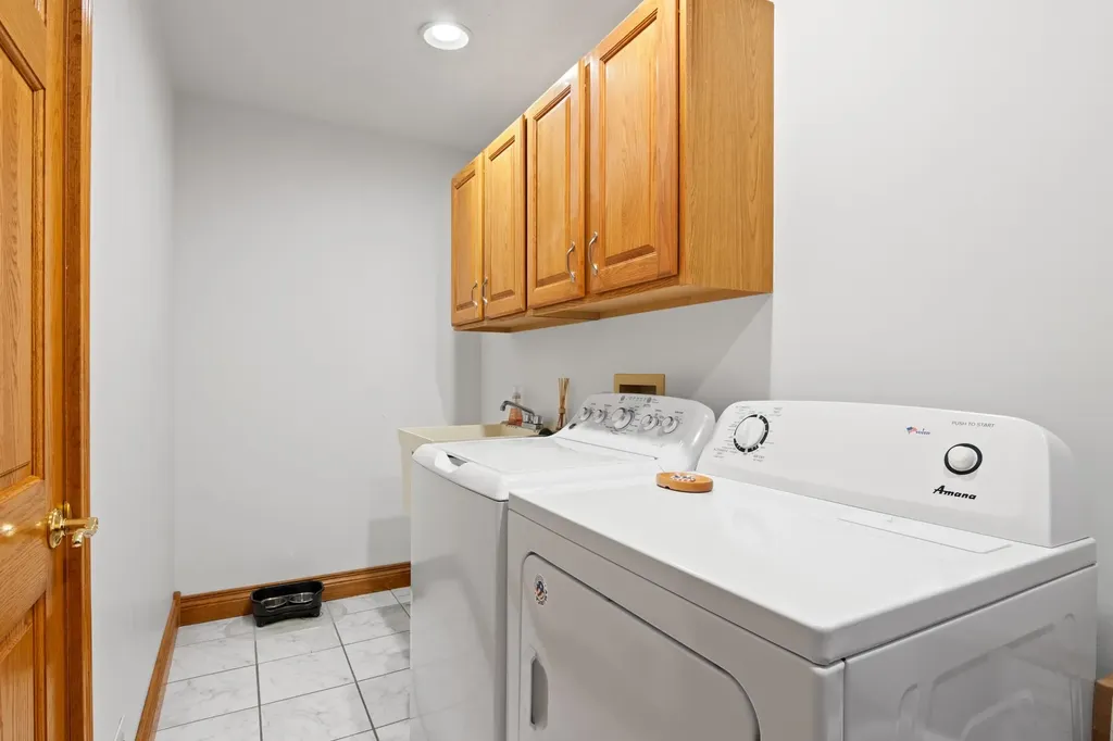 8401 S Sullivan Road Kasson Township MI 49621