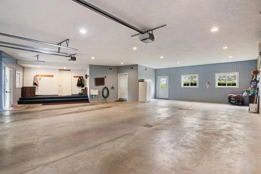 8401 S Sullivan Road Kasson Township MI 49621