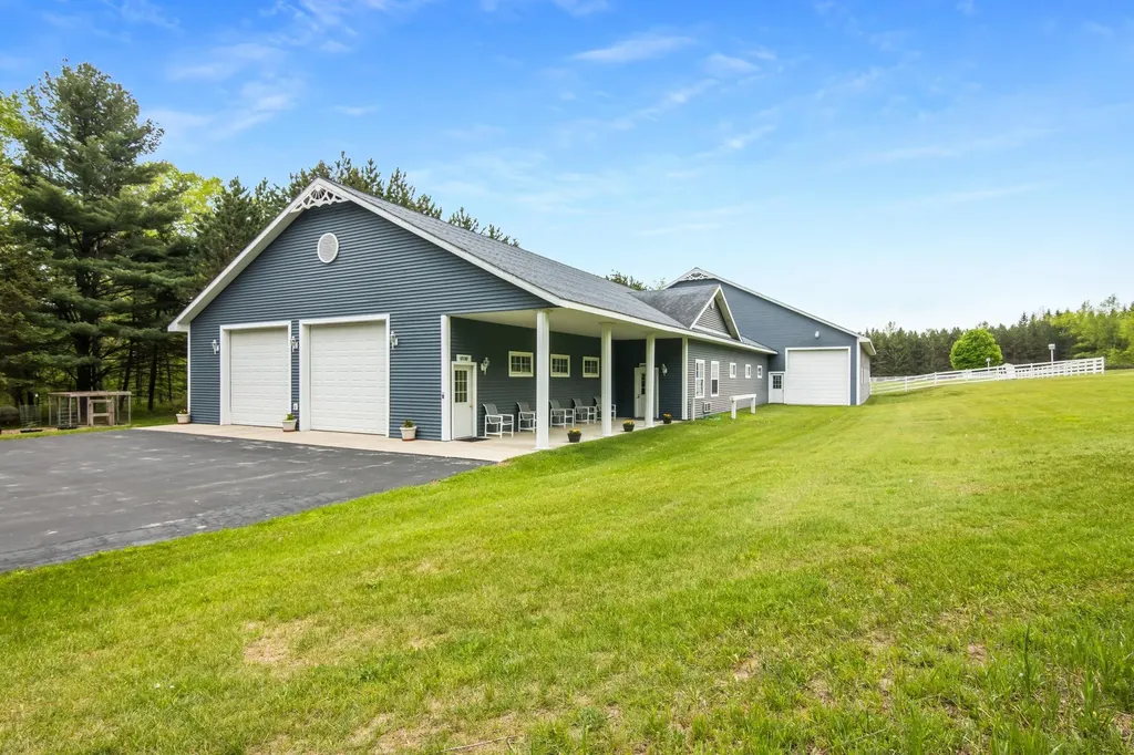 8401 S Sullivan Road Kasson Township MI 49621
