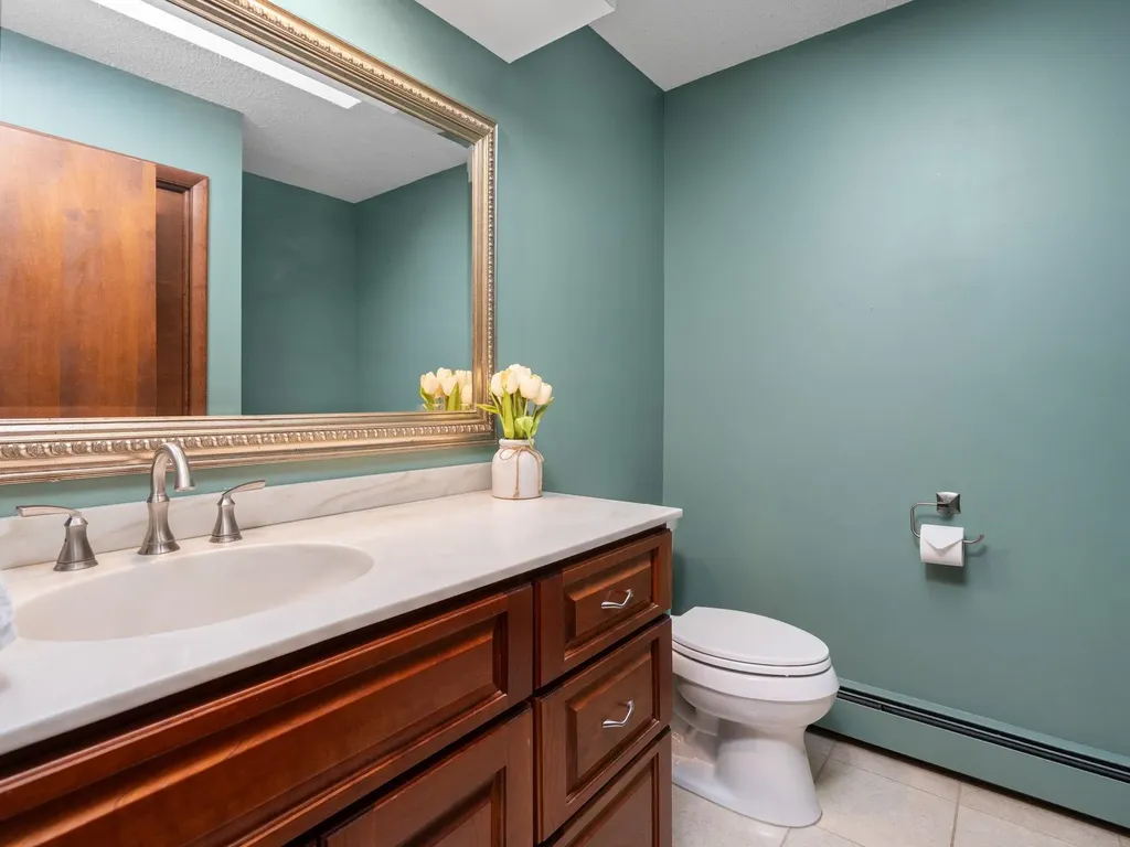 7211 Logan Lane Peninsula Township MI 49686