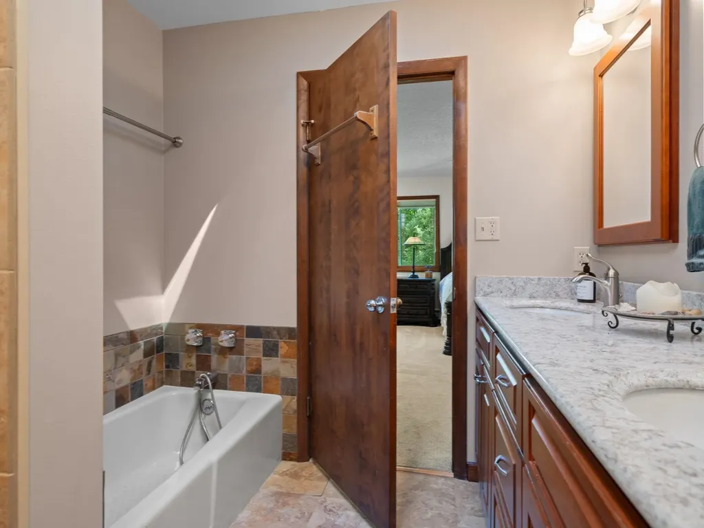 7211 Logan Lane Peninsula Township MI 49686