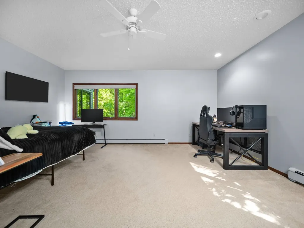 7211 Logan Lane Peninsula Township MI 49686