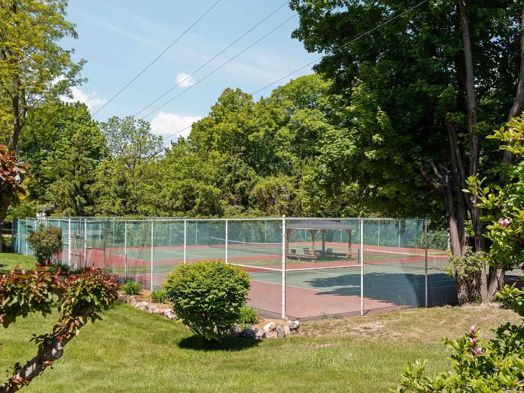 7211 Logan Lane Peninsula Township MI 49686