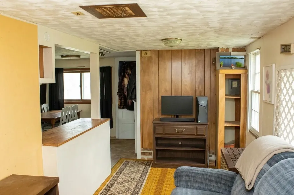 1504 Oak Street Norman Township MI 49689