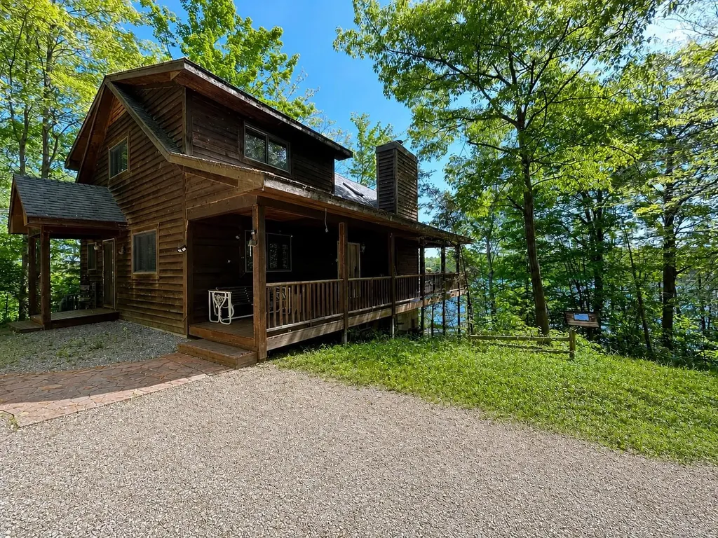 7148 W Blue Lake Road, NE Blue Lake Township MI 49646