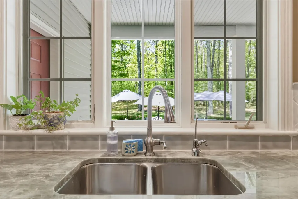 8745 Wheeler Oaks Drive Whitewater Township MI 49690