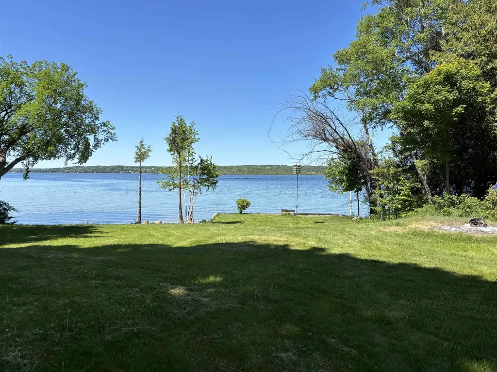 5962 S Lake Leelanau Drive Bingham Township MI 49684