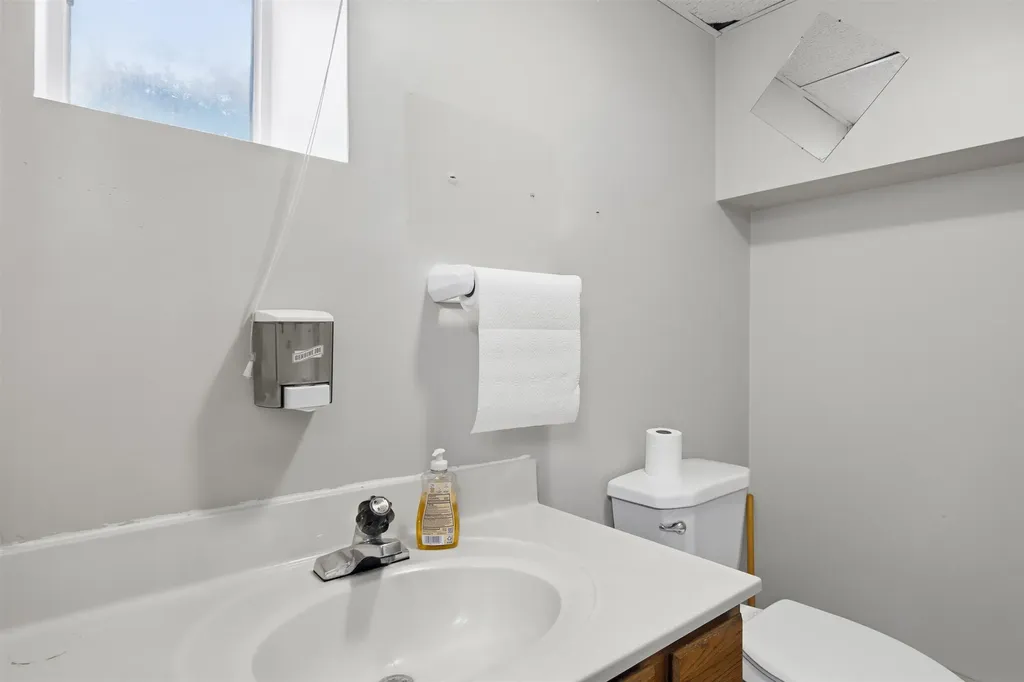 445 E State Street Traverse City City MI 49686