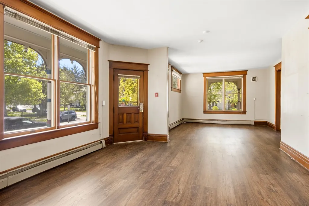 445 E State Street Traverse City City MI 49686