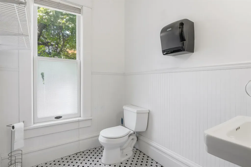 441 E State Street Traverse City City MI 49686