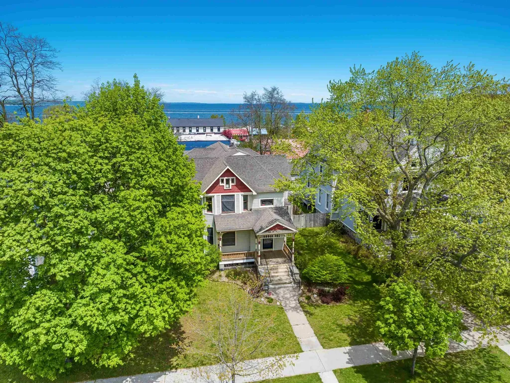 441 E State Street Traverse City City MI 49686