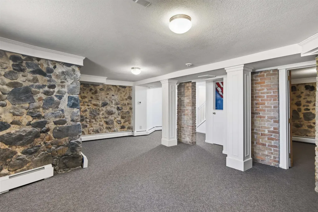 441 E State Street Traverse City City MI 49686