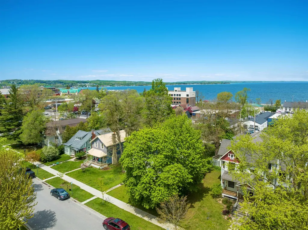 441 E State Street Traverse City City MI 49686