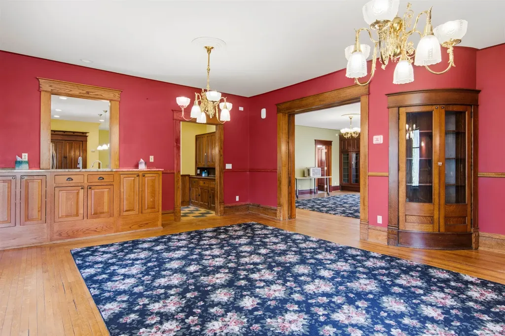 441 E State Street Traverse City City MI 49686