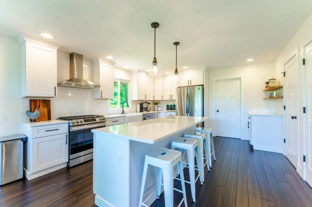 2104 Apple Hill Road East Bay Township MI 49686