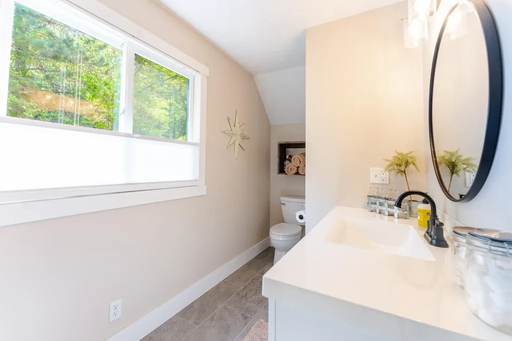 2104 Apple Hill Road East Bay Township MI 49686