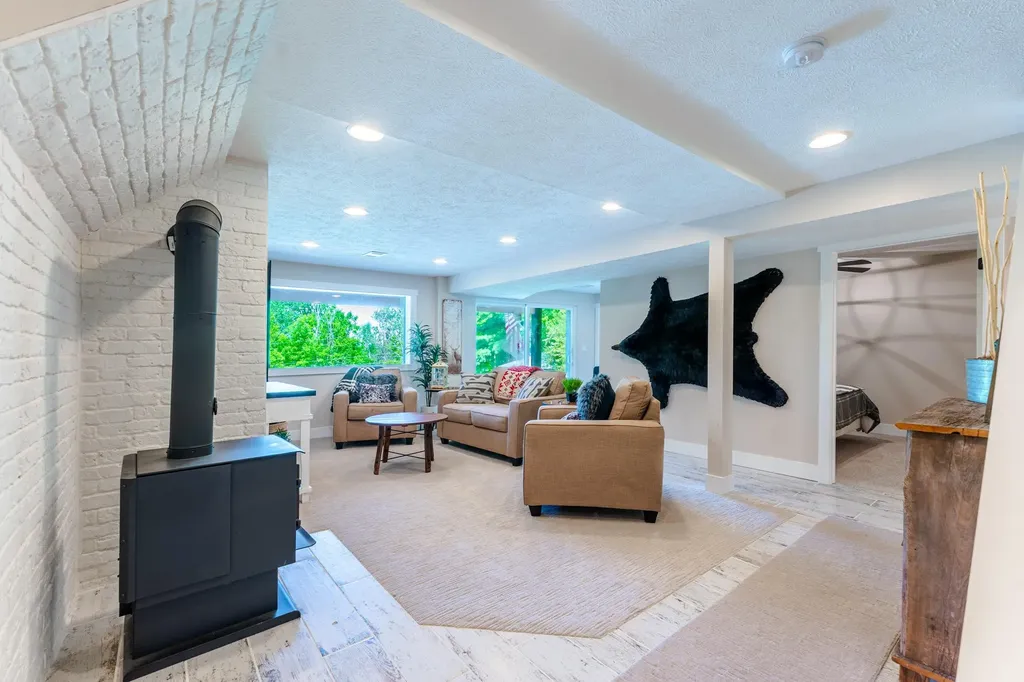 2104 Apple Hill Road East Bay Township MI 49686