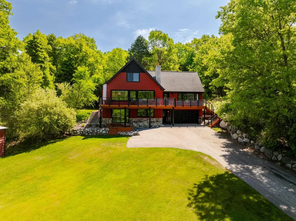 2104 Apple Hill Road East Bay Township MI 49686