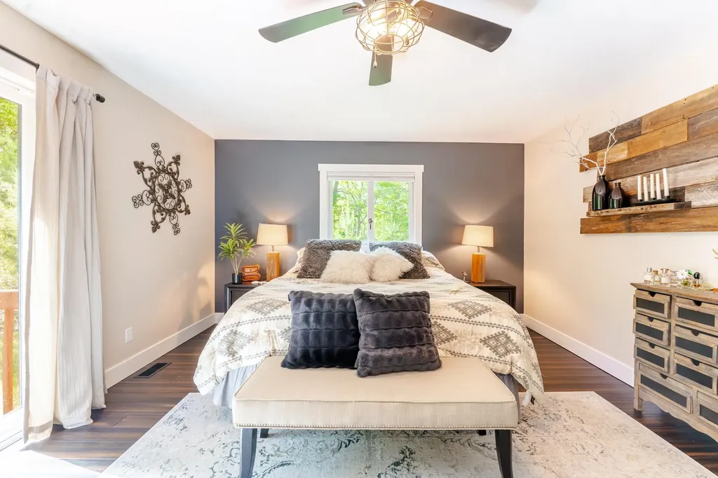 2104 Apple Hill Road East Bay Township MI 49686