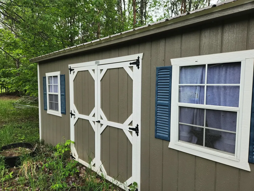 5948 Kniss Road Oliver Township MI 49646