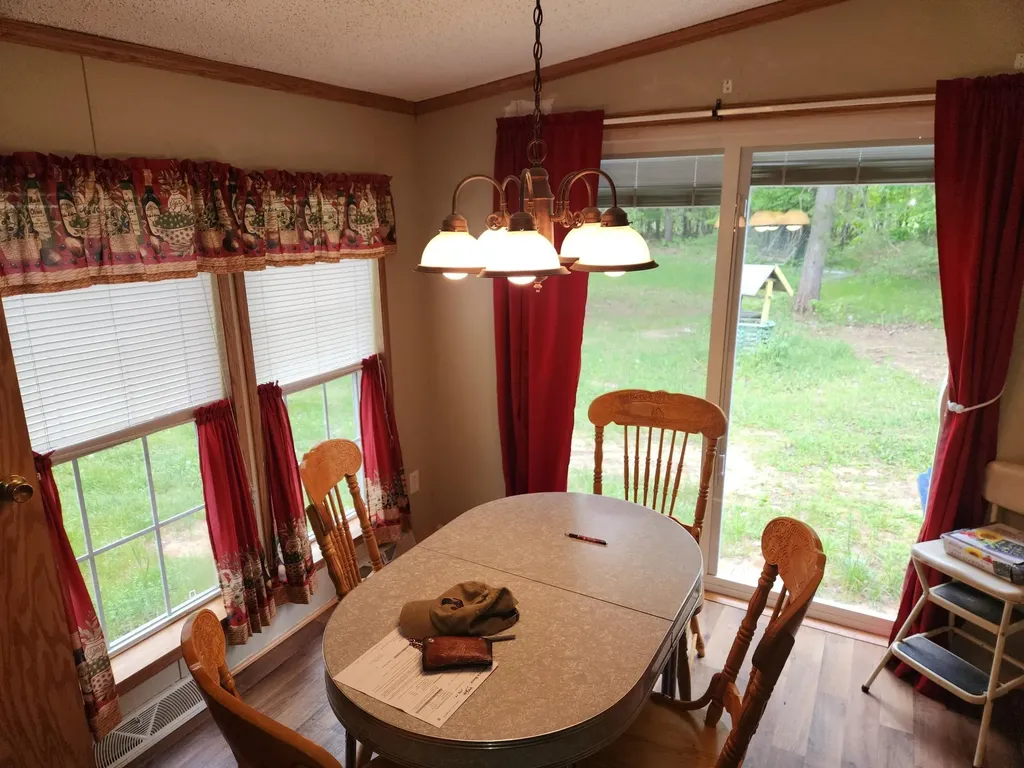 5948 Kniss Road Oliver Township MI 49646