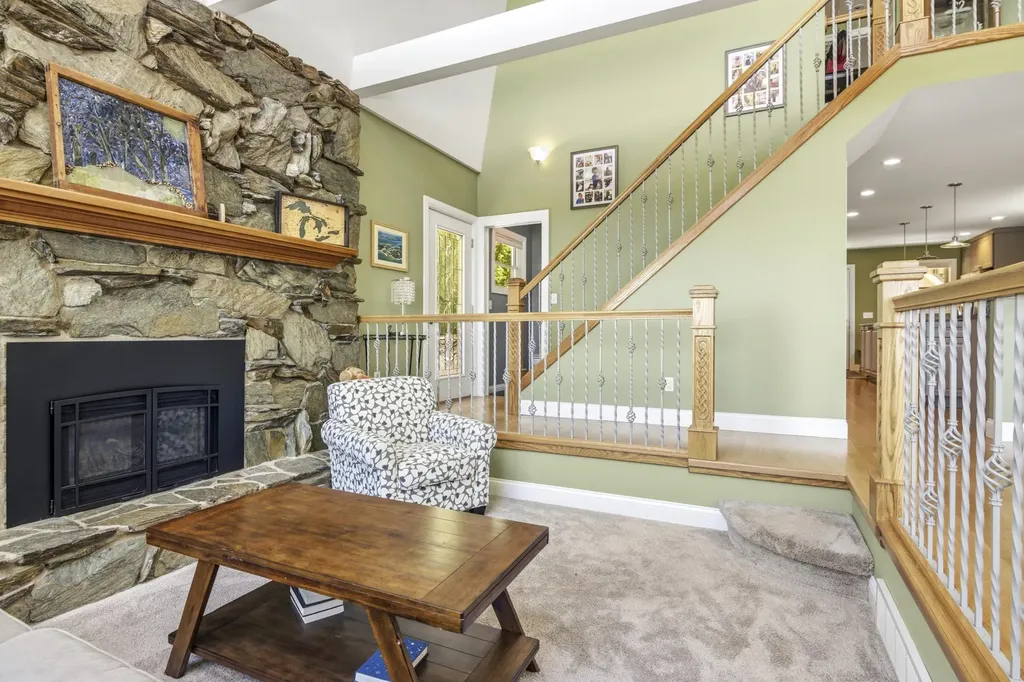 10120 E Elk Lake Drive Milton Township MI 49676