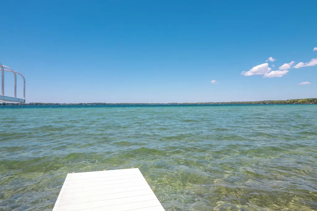 10120 E Elk Lake Drive Milton Township MI 49676