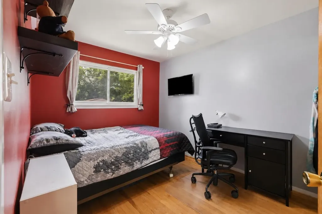 2561 Binghamton Oakland Charter Township MI 48326