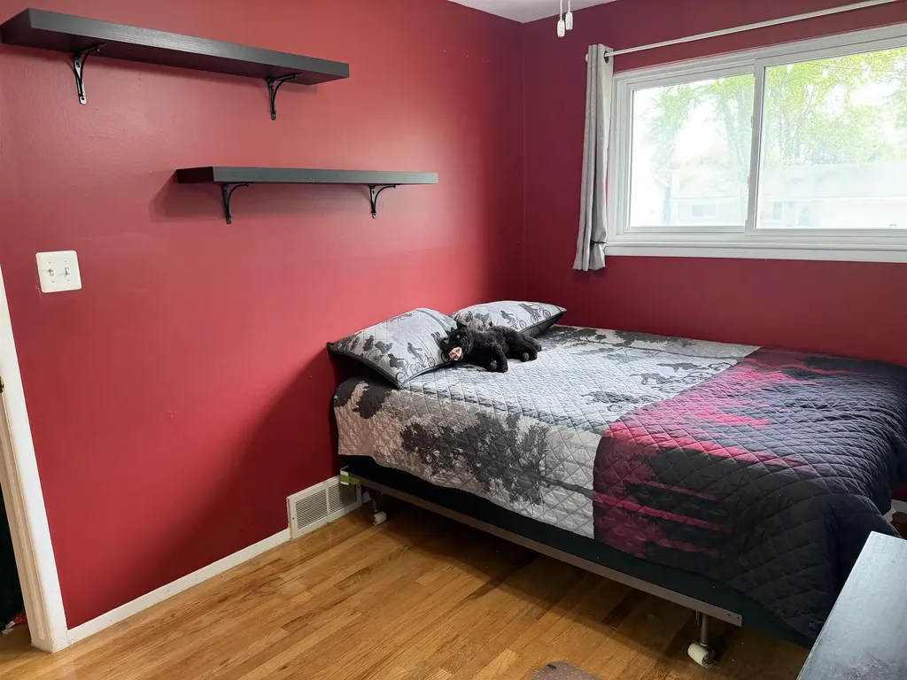 2561 Bingham Oakland Charter Township MI 48326