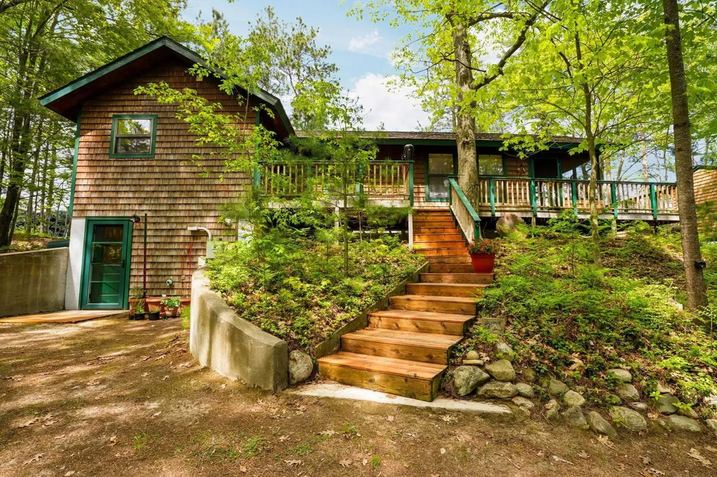 28525 Fox Pointe Trail Peaine Township MI 49782
