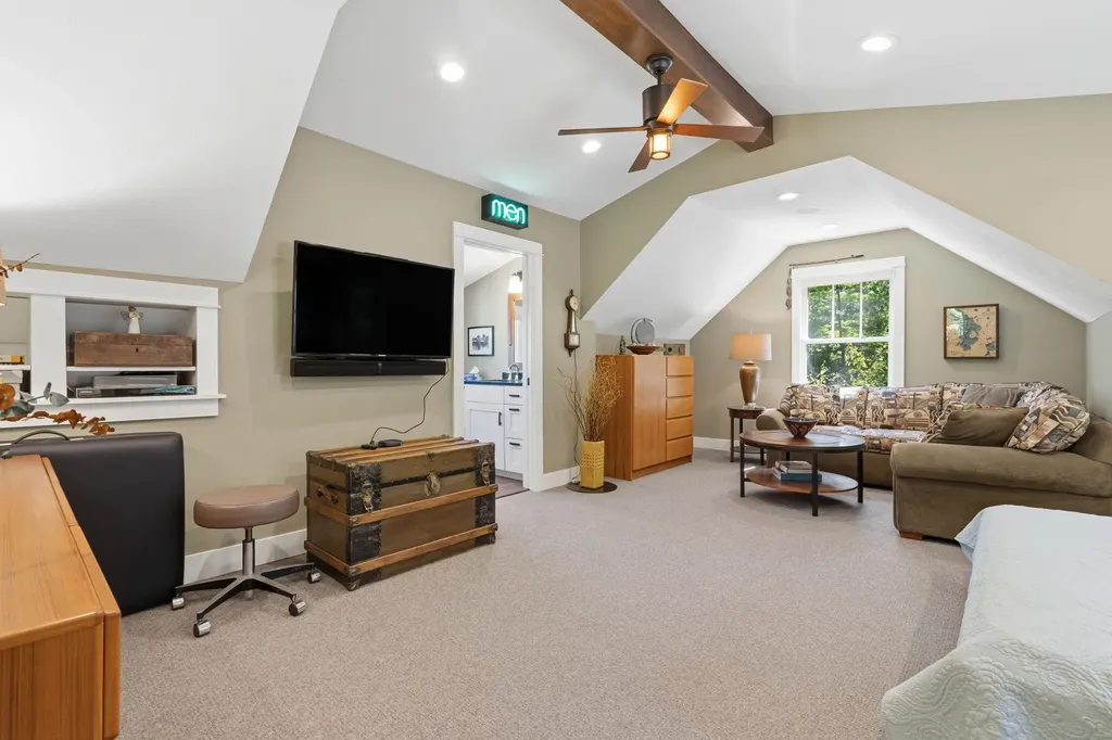 2704 Crescent Shores Drive Long Lake Township MI 49685