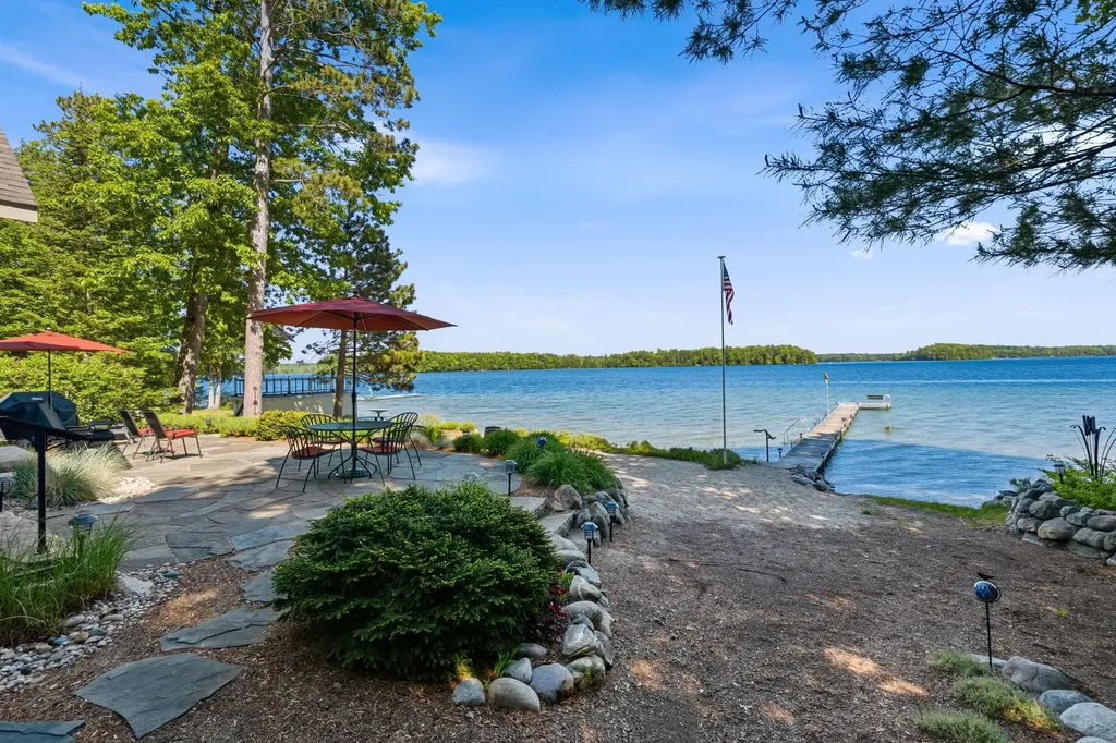 2704 Crescent Shores Drive Long Lake Township MI 49685