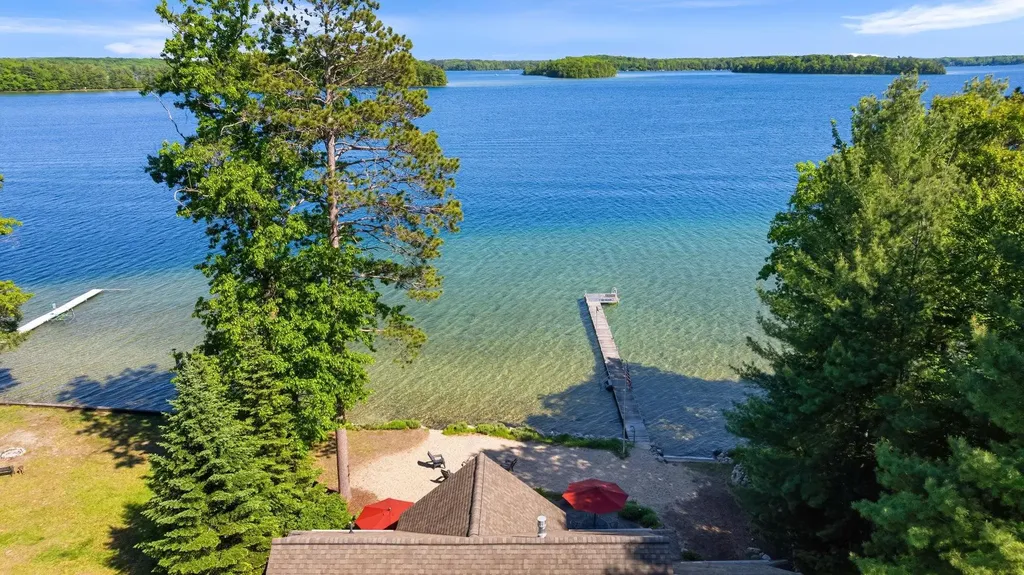 2704 Crescent Shores Drive Long Lake Township MI 49685