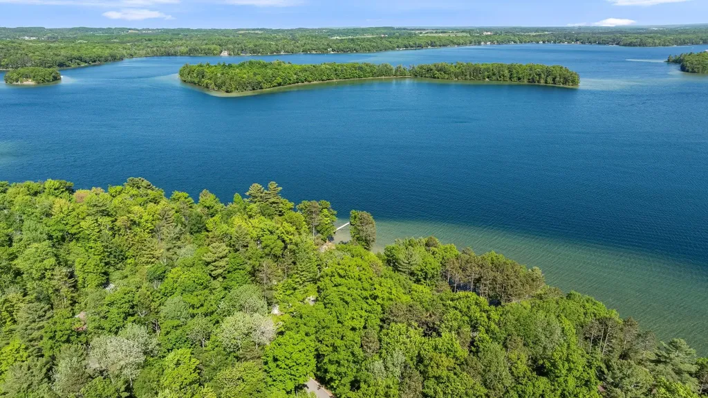 2704 Crescent Shores Drive Long Lake Township MI 49685