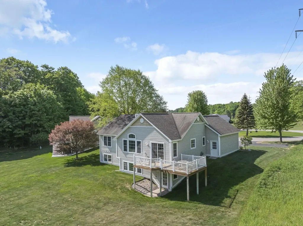 3098 Crown Wood Court Garfield Charter Township MI 49686