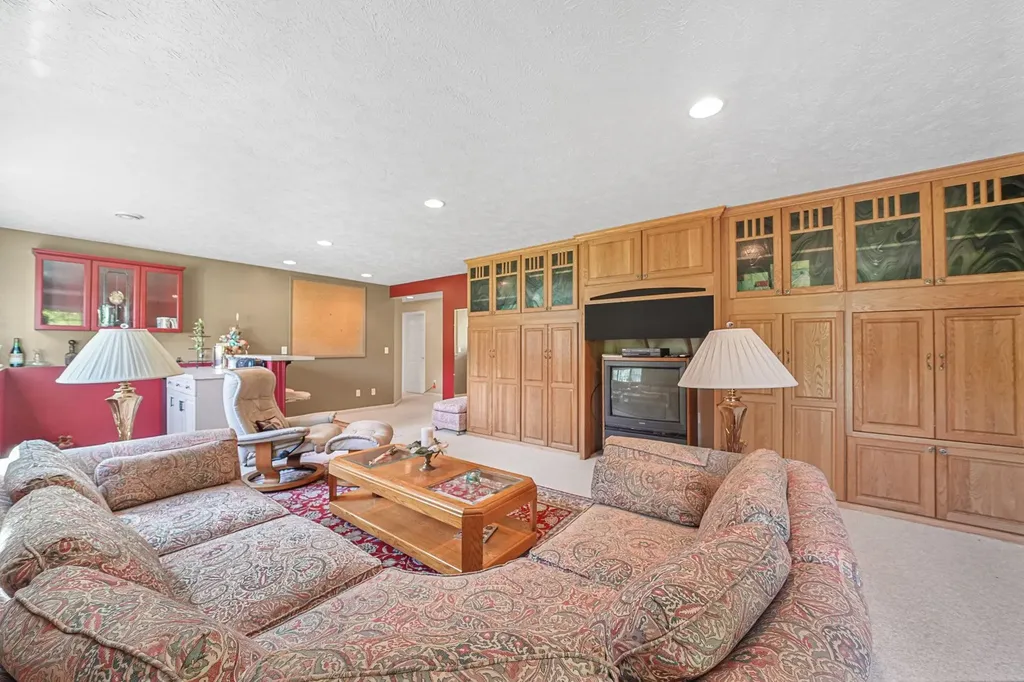 3098 Crown Wood Court Garfield Charter Township MI 49686