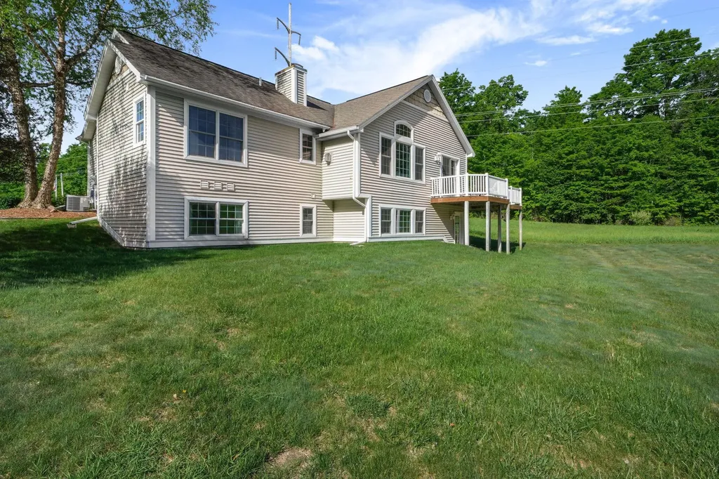 3098 Crown Wood Court Garfield Charter Township MI 49686